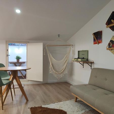 Wood Essence Apartment - Cozy Balcony Coimbra Bagian luar foto