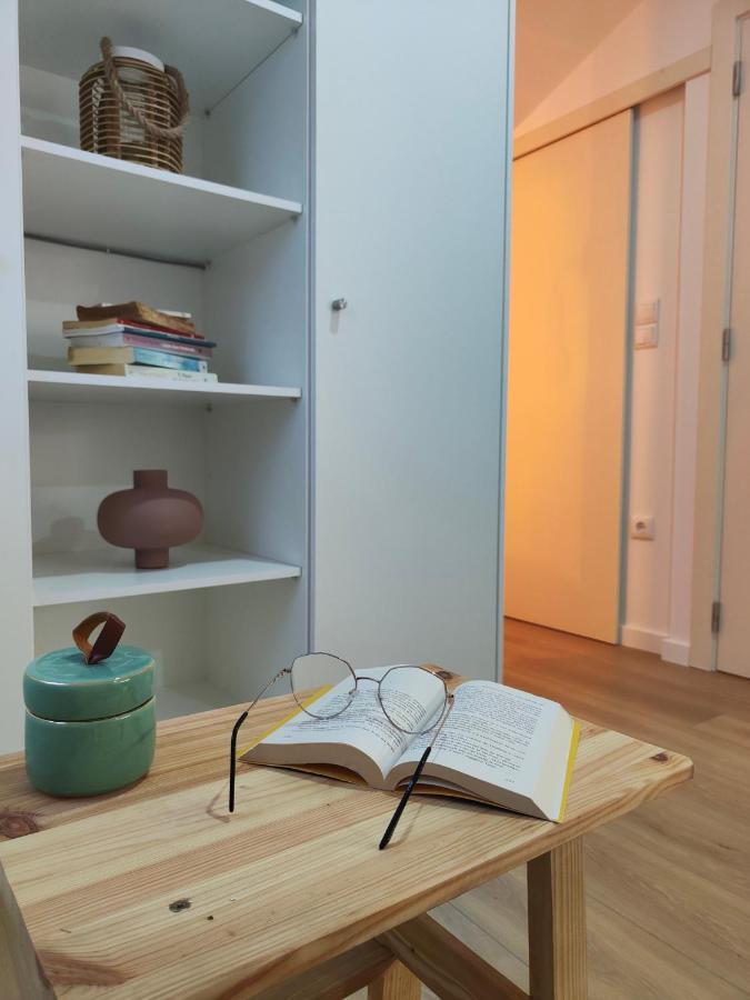 Wood Essence Apartment - Cozy Balcony Coimbra Bagian luar foto