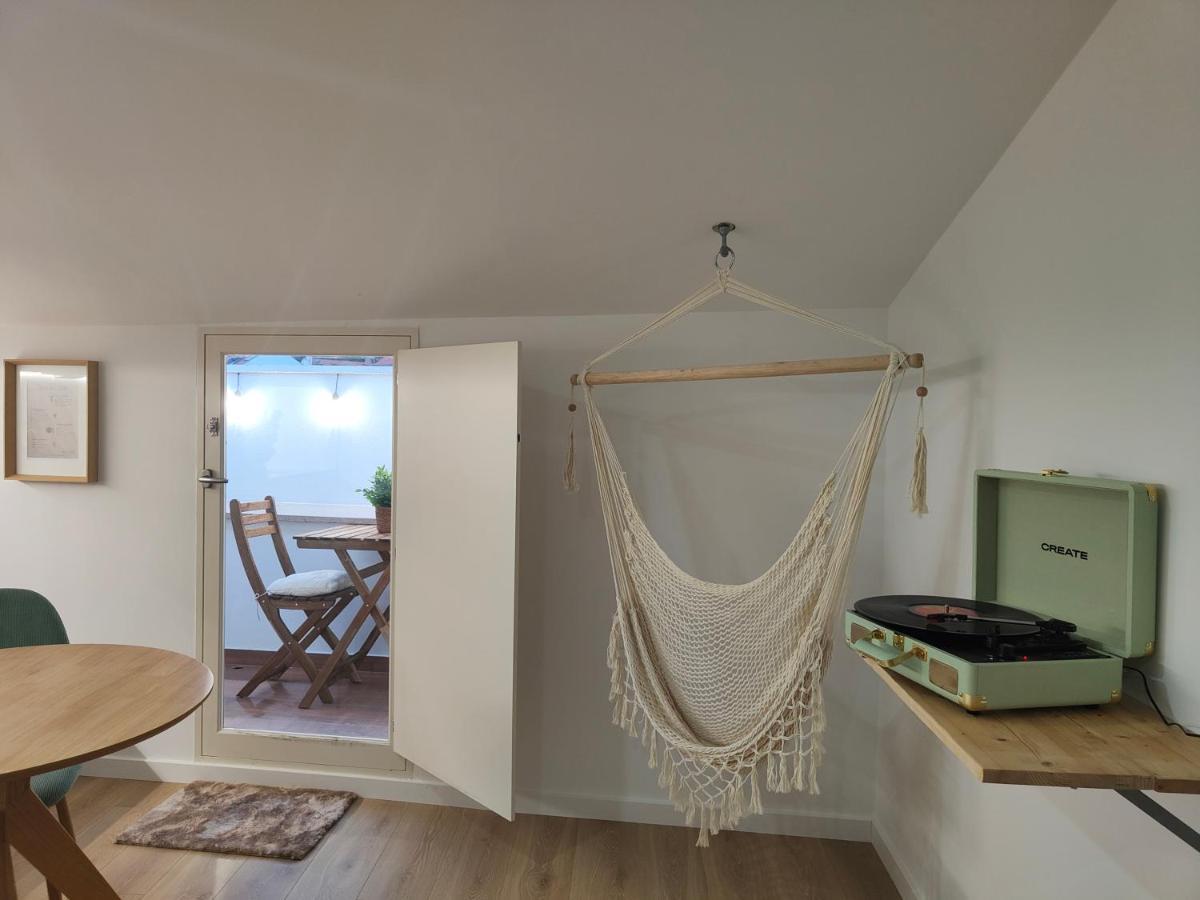 Wood Essence Apartment - Cozy Balcony Coimbra Bagian luar foto