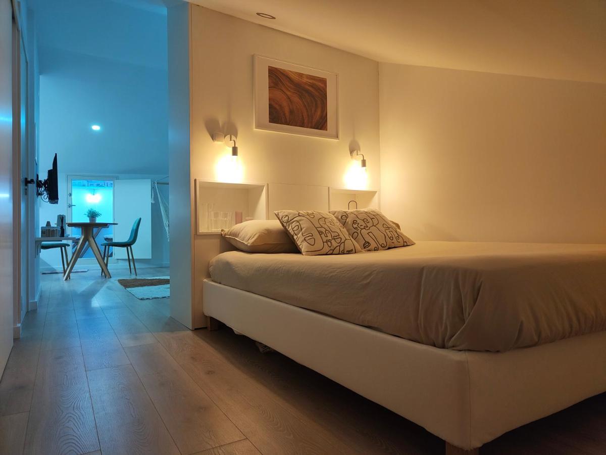 Wood Essence Apartment - Cozy Balcony Coimbra Bagian luar foto